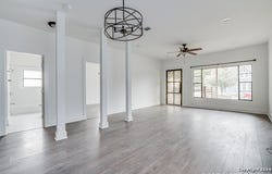 633 W Lullwood Ave, San Antonio, TX 78212-2606