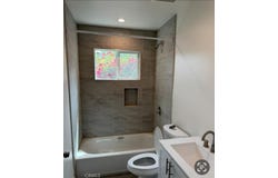5138 Newcastle, Encino, CA 91316