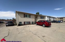 512 Vivian St, Gillette, WY 82718