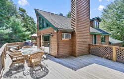 134 Moseywood Road, Lake Harmony, PA 18624