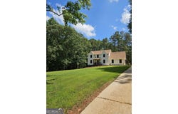 175 Forest Lake, Fayetteville, GA 30215