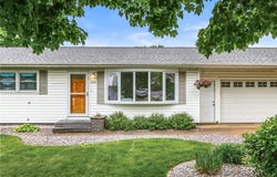 1008 Leonard Drive, Eau Claire, WI 54703
