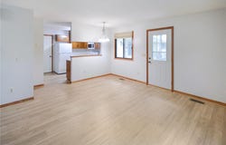 7666 13th Street N, Oakdale, MN 55128