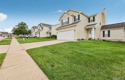 206 Colonial Crossing, Wentzville, MO 63385