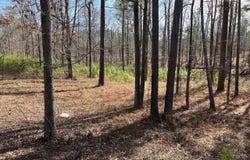 105 Armory Ct (Battery Ct.), Ninety Six, SC 29666