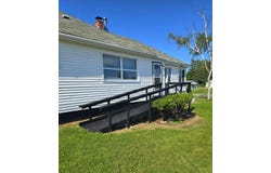 103 N Erie ST, De Tour Village, MI 49725