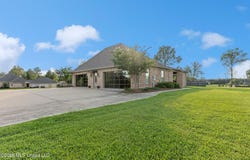 720 Clover Ridge Way, Brandon, MS 39047