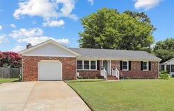 512 Spinnaker Road, Newport News, VA 23602