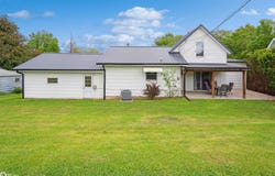 807 Center Street, Grinnell, IA 50112