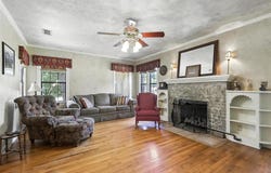 302 S Crook Street, Cresson, TX 76035
