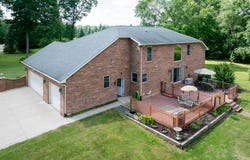 11605 Dunmaglas Drive, Bath, MI 48808