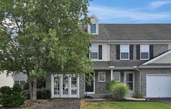 230 LAKESIDE CROSSING, MOUNT JOY, PA 17552