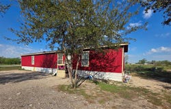 130 Gato Rd, Cedar Creek, TX 78612