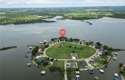 519 Islet Drive, Runaway Bay, TX 76426