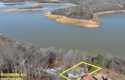 1588 Robbin Ln, Cub Run, KY 42729