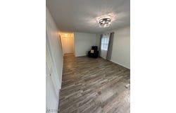 640 N Lake Street, Madison, OH 44057