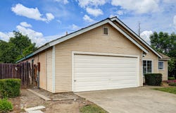 2447 N Michael Street, Visalia, CA 93292