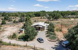 27 Camino Sombra, Espanola, NM 87532