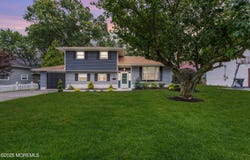 24 Willow Brook Road, Freehold, NJ 07728
