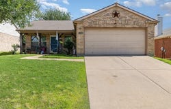 8900 Tumbleweed Drive, Cross Roads, TX 76227