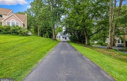 9 W SHORE COURT, LANDENBERG, PA 19350