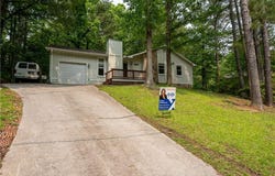 3963 Ferncliff Road, Snellville, GA 30039