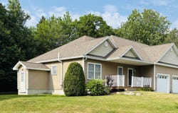 60 Highland Ridge Drive, Hampden, ME 04444