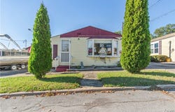 24 Bethune Street, Alexandria Bay, NY 13607