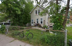 1026 E 3rd St, Duluth, MN 55805
