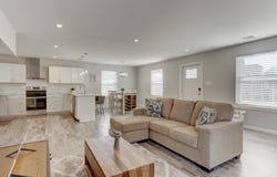 402 W Bayview Ave, Pleasantville, NJ 08232