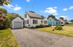 92 Lewis Avenue, Somerset, MA 02726
