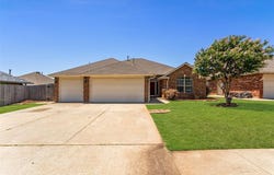 2609 Jefferson Drive, Moore, OK 73160