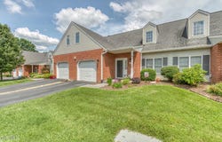 1725 Lakeview Drive, Johnson City, TN 37601