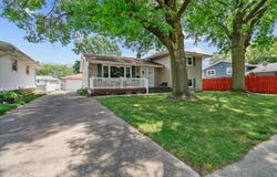 9225 Wildwood Drive, Highland, IN 46322