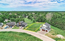 9976 14th Circle NE, Saint Michael, MN 55376
