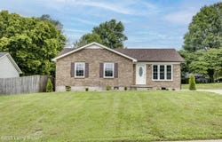 138 Springhill Dr, Bardstown, KY 40004