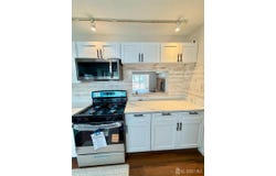 13 DARTMOUTH Way, North Brunswick, NJ 08902