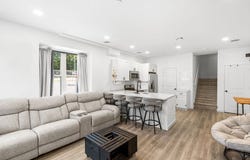 50 Frankfort St, Fitchburg, MA 01420