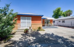 118 Valencia W, Fresno, CA 93706