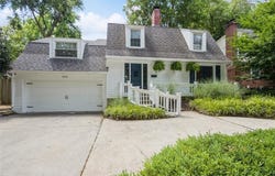 5516 Chadwick Road, Fairway, KS 66205