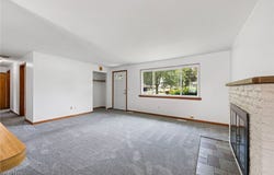 822 Howard Street, Elyria, OH 44035