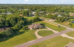 5100 Willow Chase Drive, Burleson, TX 76028
