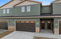 4011 Crossing St SW, Minot, ND 58701