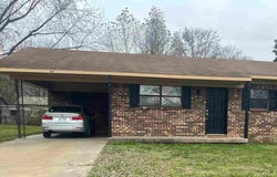 617 N 35th, Ozark, AR 72949