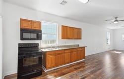 3221 N MIRO Street, New Orleans, LA 70117