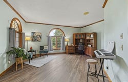 15 Saint Emily Drive, Huntington, IN 46750-1333