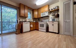 92 Cynthia Lane, Middletown, CT 06457