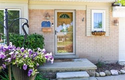 919 Elmsford Drive, Clawson, MI 48017
