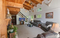 21975 Highway 5, Versailles, MO 65084