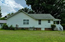 15296 N C 39 Highway N, Henderson, NC 27537